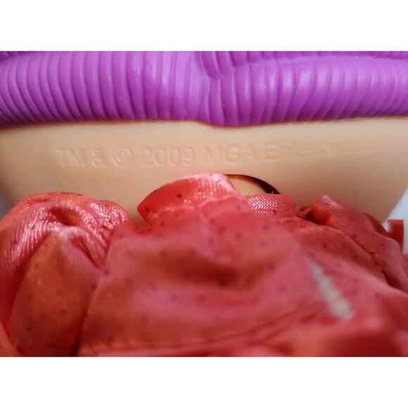 LALALOOPSY Lady Doll 12" 2009 MGA purple hair with dress and no shoes :( - Picture 8 of 11